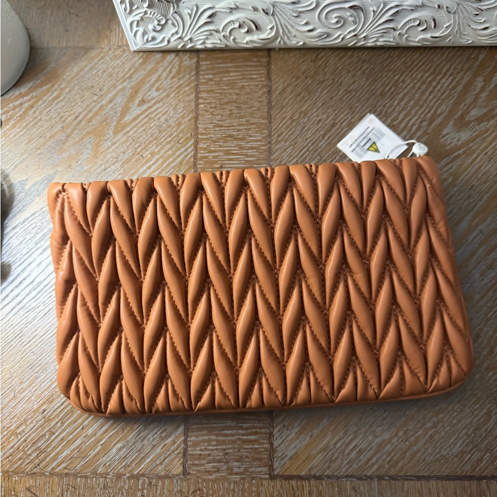 Elegant Tan Woven Clutch- brand new!